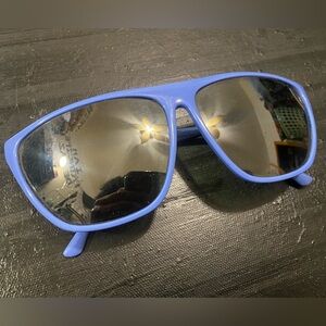 Deadstock Vintage • Cool Ray frames!